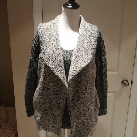 Club Monaco wool vest - Picture 1 of 4